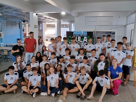 1º Turma em AgroNegócio e seus professores